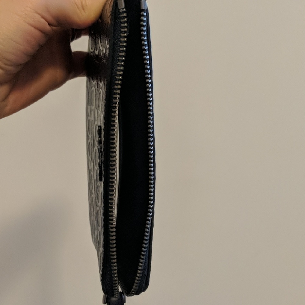 Coach - Picture 2 of 2